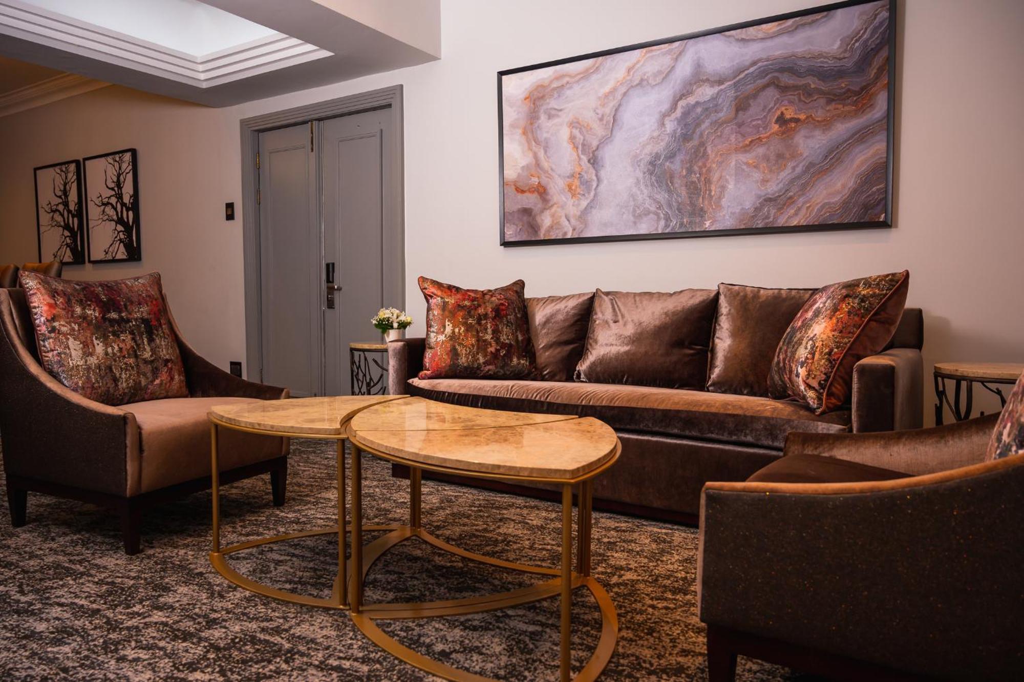 Golden Horse Hotel 4*