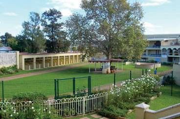 Golden Horse Hotel