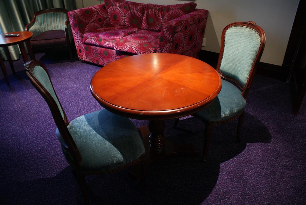 Hotel Golden Horse 4*